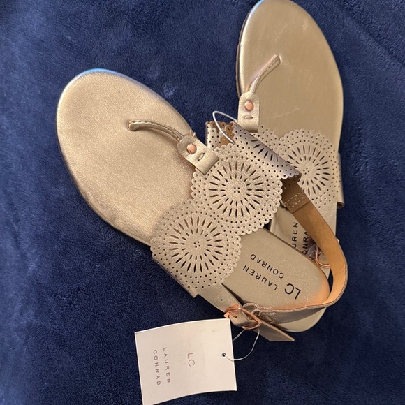 LC Lauren Conrad Metallic Gold Sandals - Picture 1 of 4